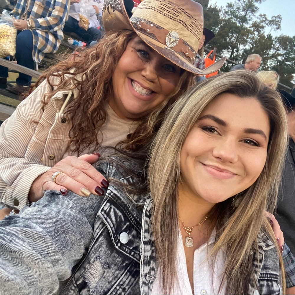 Meet your Posher, Deanna